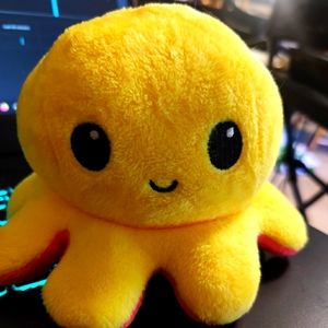 Reversible octopus plushie
